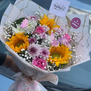 Elegant Mother's Day Flower Bouquet | Flower Shop in Islamabad | Gift Shop Islamabad