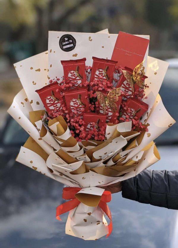 Cute KitKat chocolate bouquet – perfect gift for any occasion, Gift Shop Islamabad Islamabad.