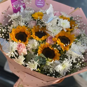 Blooming Grace Luxe Mother’s Day Flower Bouquet | Gift Shop Islamabad | Gift Shop Islamabad