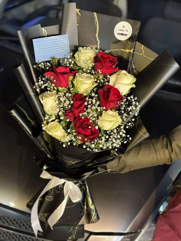 Rustic Romance – White & Red Rose Bouquet in Brown Wrap | Gift Shop Islamabad – Gift Shop Islamabad - Image 4