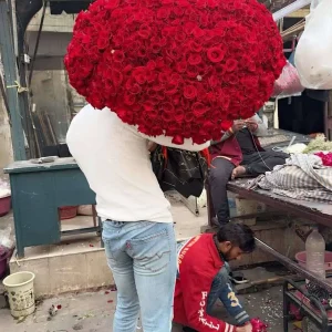 Luxury XXL 1000 red roses bouquet by Gift Shop Islamabad – best gift shop in Islamabad