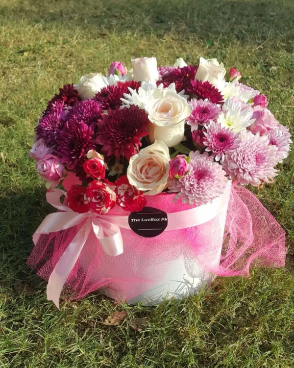 Gorgeous mixed flower box for her – no lilies, elegant gift box from gift shop in Islamabad