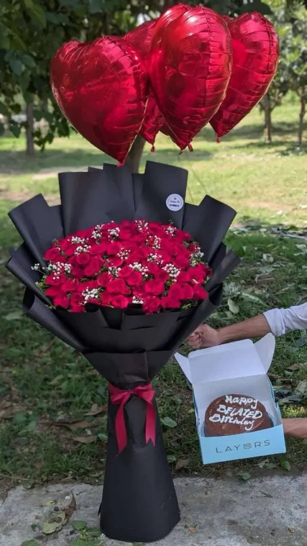 Deluxe 100 red roses bouquet with cake and balloons – flower shop in Islamabad